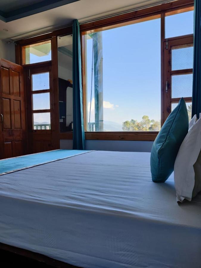 Golden Oak Bed and Breakfast Shimla Eksteriør billede