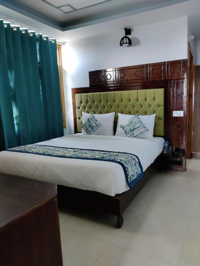 Golden Oak Bed and Breakfast Shimla Eksteriør billede