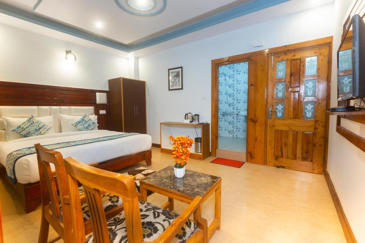 Golden Oak Bed and Breakfast Shimla Eksteriør billede
