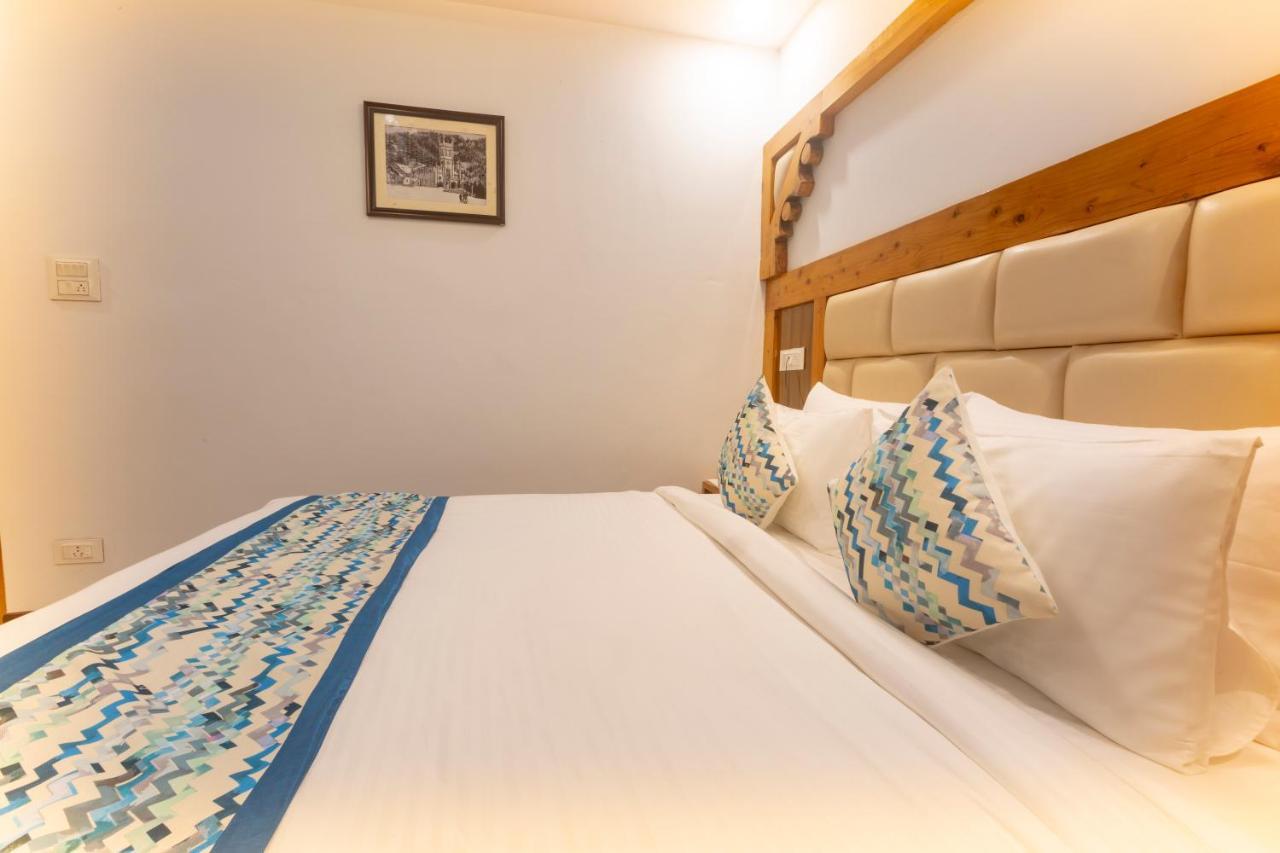 Golden Oak Bed and Breakfast Shimla Eksteriør billede